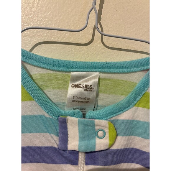 NWOT Gerber Onesies Brand Rainbow Stripe Sleeper - 6-9M - Picture 3 of 3